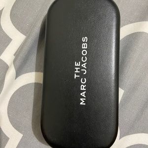 Marc jacobs glasses case